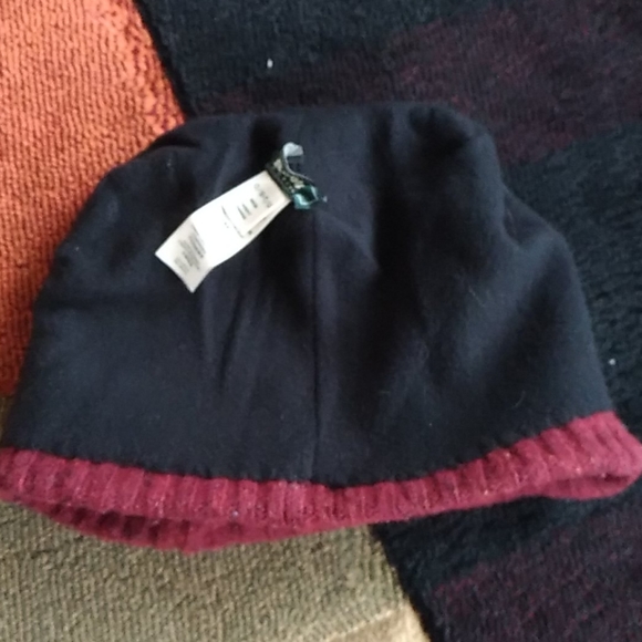 Roots Lambswool hat - Picture 3 of 4